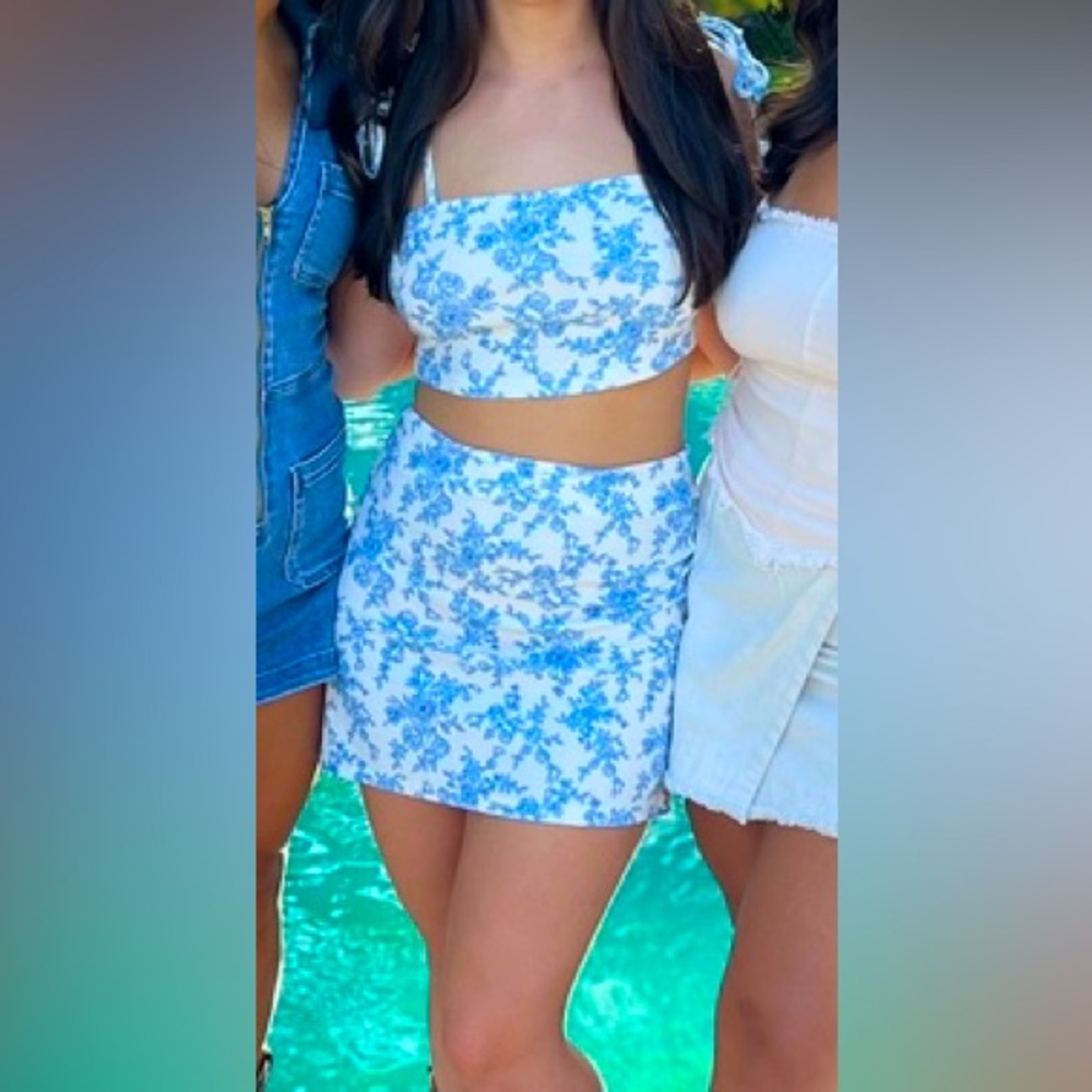 Two Piece Set